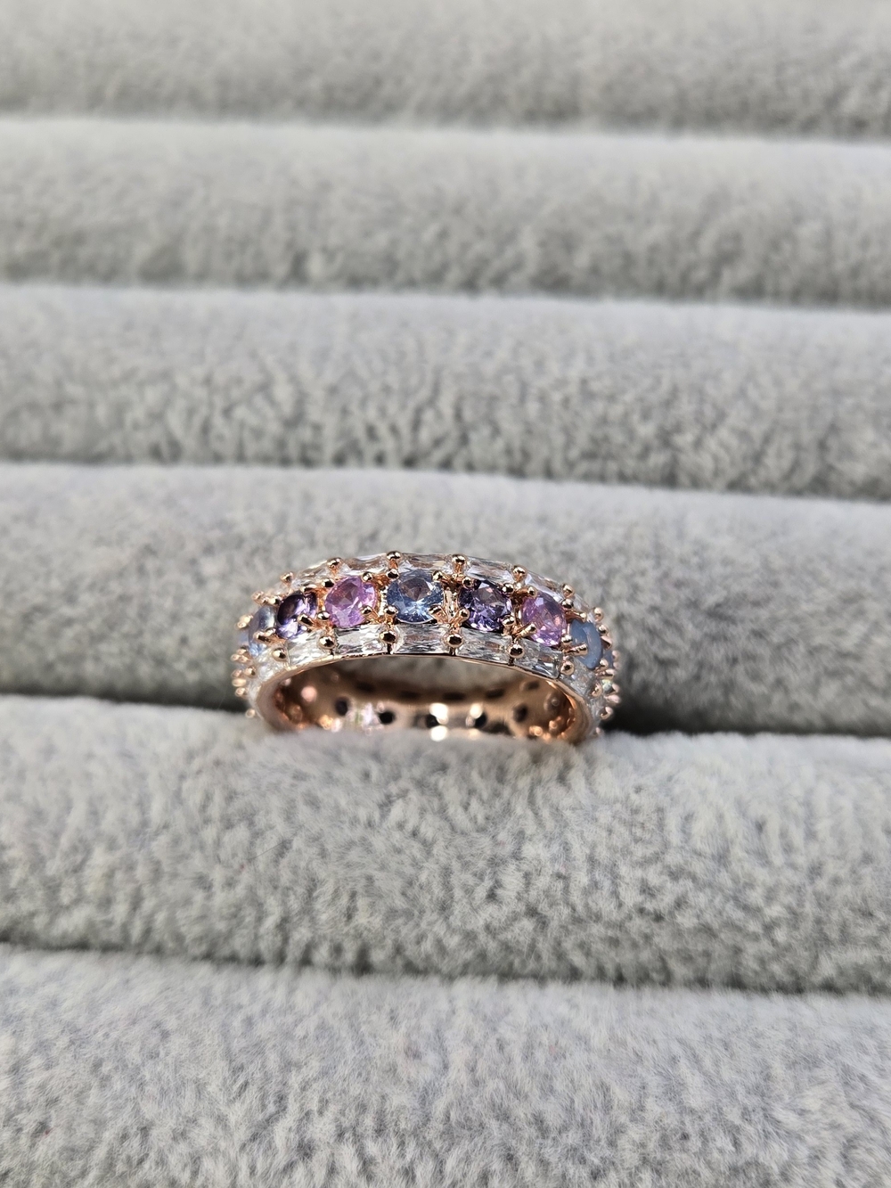 Size 7 All Around Eternity Gem Stone Bomb Party Ring